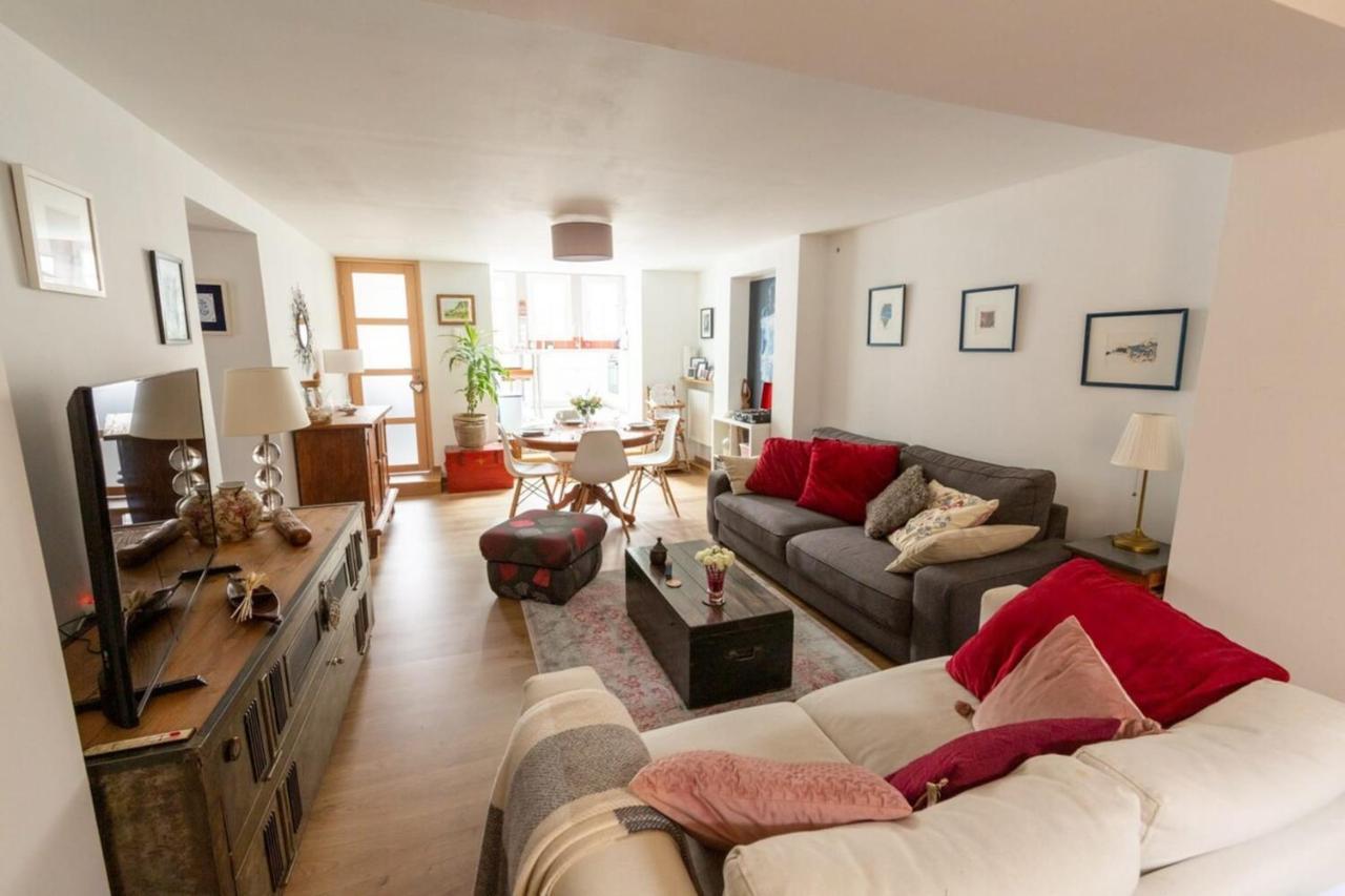 Furnished Apartment Near Palais De La Justice With 2 Bedrooms & A Garden ボルドー エクステリア 写真