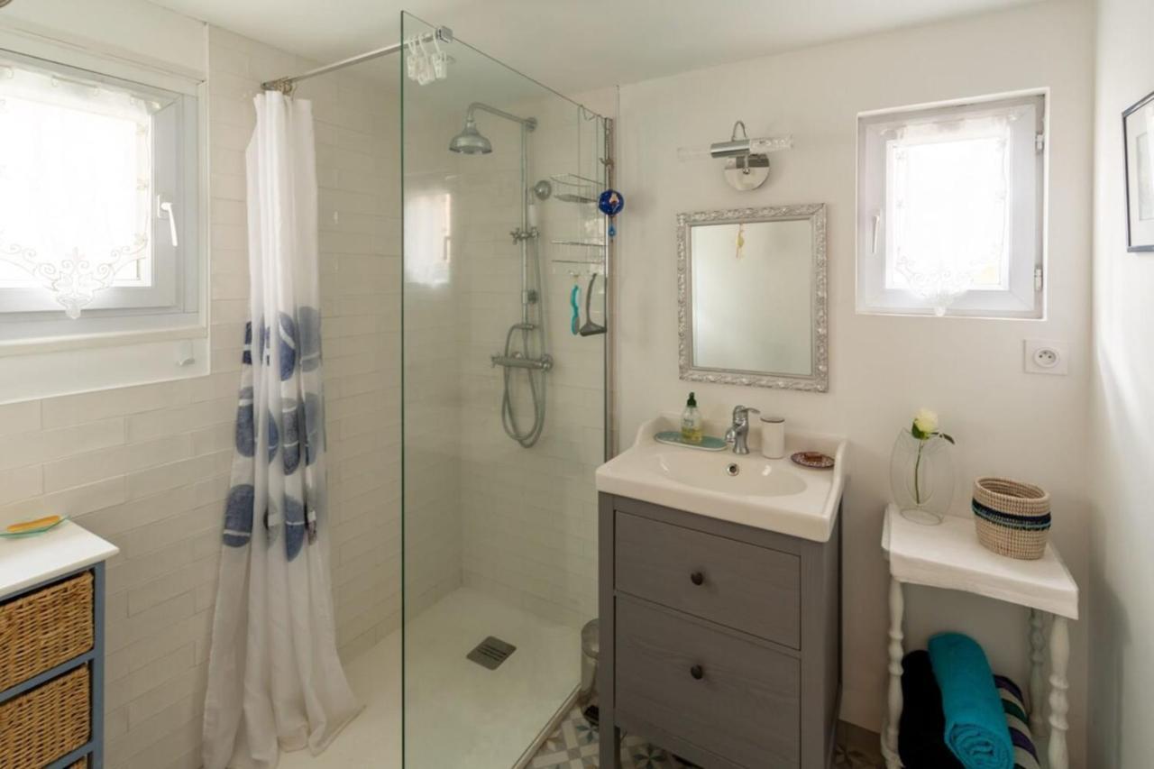Furnished Apartment Near Palais De La Justice With 2 Bedrooms & A Garden ボルドー エクステリア 写真