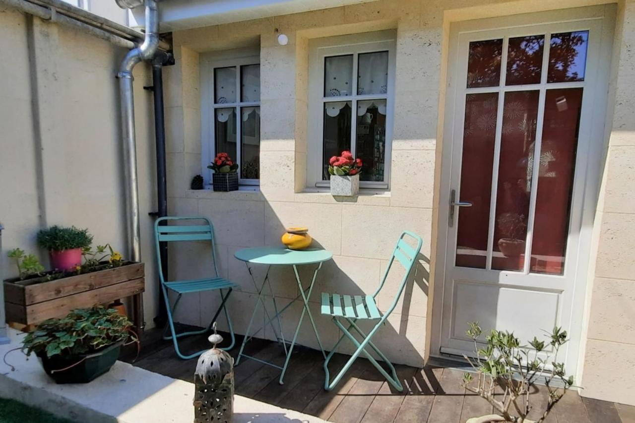 Furnished Apartment Near Palais De La Justice With 2 Bedrooms & A Garden ボルドー エクステリア 写真